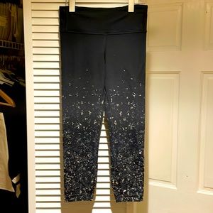 Lululemon Wunder Under Speed crops 8 Silver sparkle! Lunar New Year